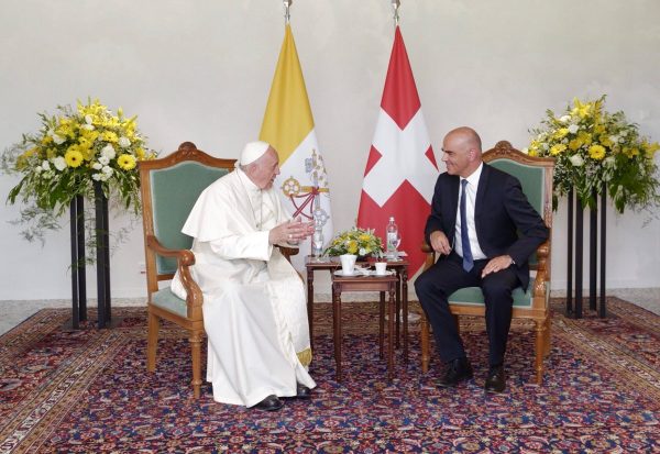 Papa en Ginebra sigue impulsando la unidad de todas las Iglesias